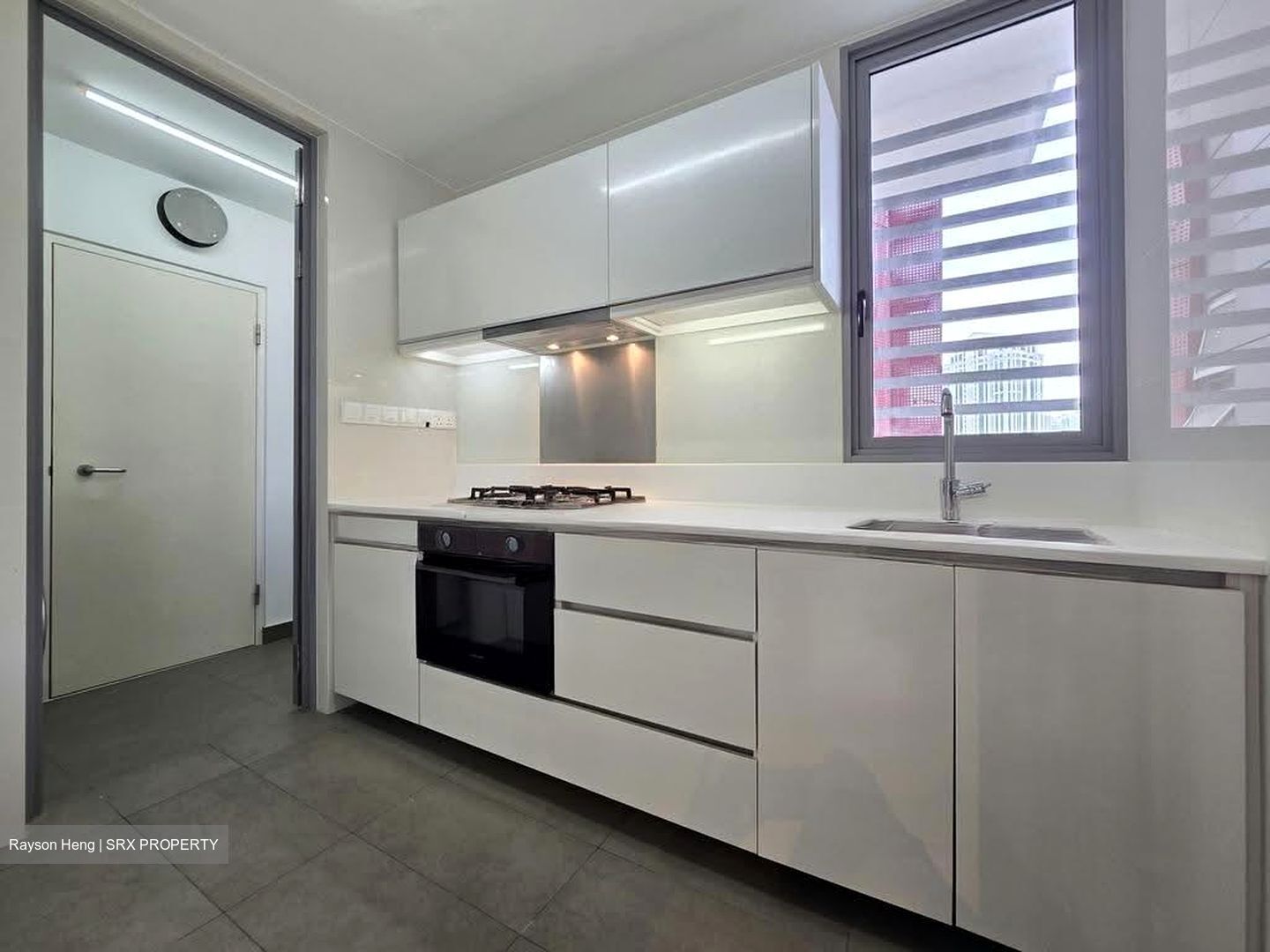 Starlight Suites (D9), Apartment #638692801